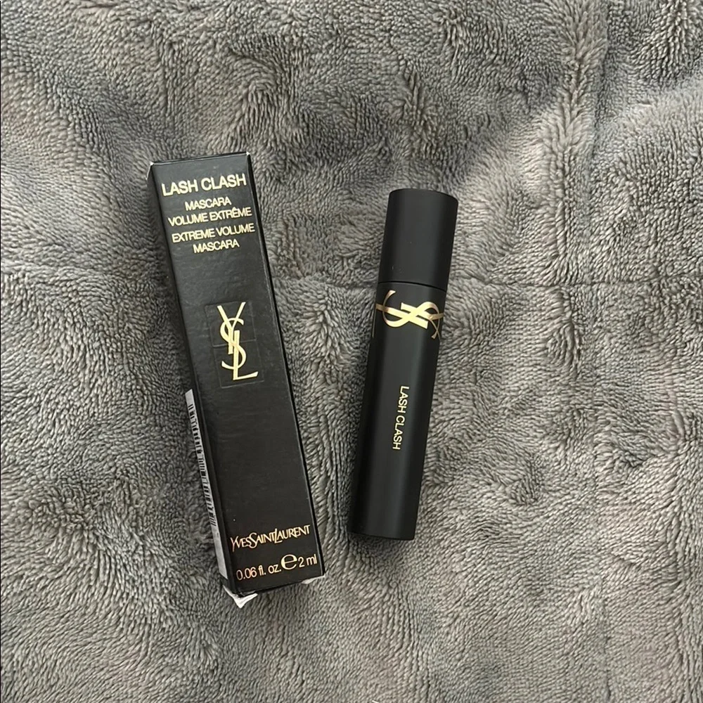 Yves Saint Laurent Lash Clash Extreme Volume Mascara - Black